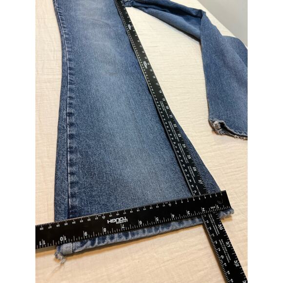 Vintage Lei Y2K Flare Med Wash Med Rise Jeans Womans Size 5 - Picture 5 of 8